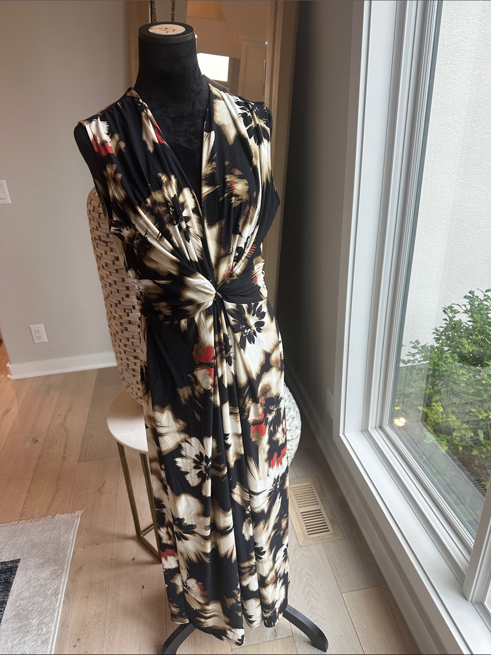 Anne Klein Black Floral Twist-Front Maxi Dress with Cream and Red Accents